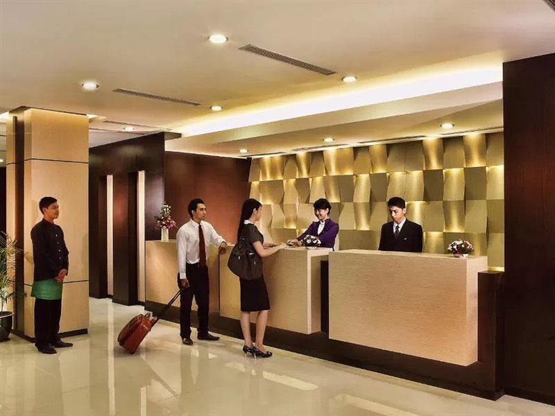 Orchardz Hotel Ayani Pontianak Buitenkant foto